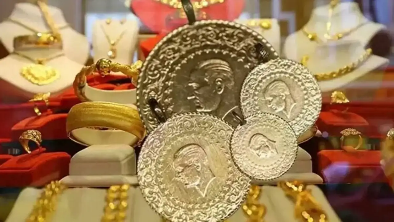 حجم مدخرات الأتراك من الذهب تقترب من ملامسة نصف القيمة الإجمالية للاقتصاد